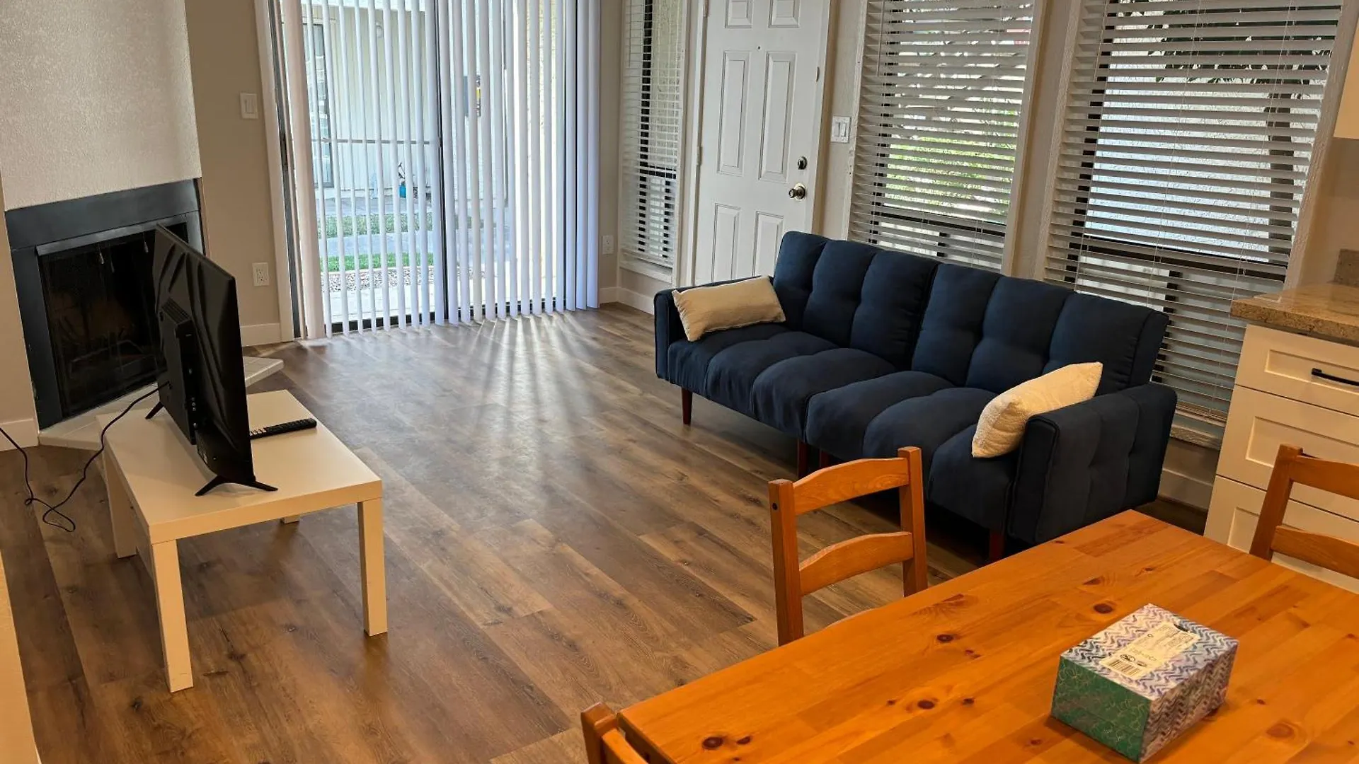Beautiful Scottsdale Condo Apartment